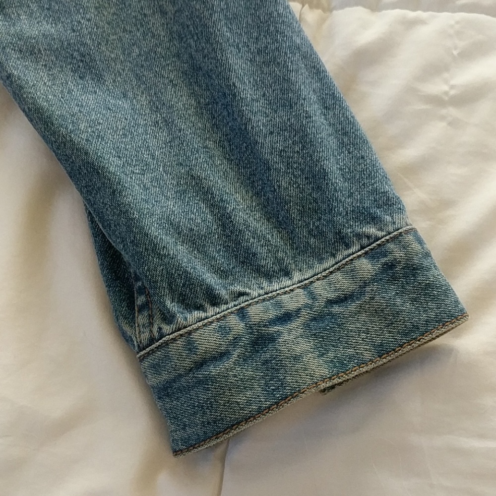 Authentic Levi Strauss Jean Jacket M - image 5
